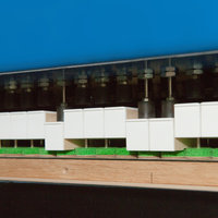 Maschine zum Verarbeiten von Metall